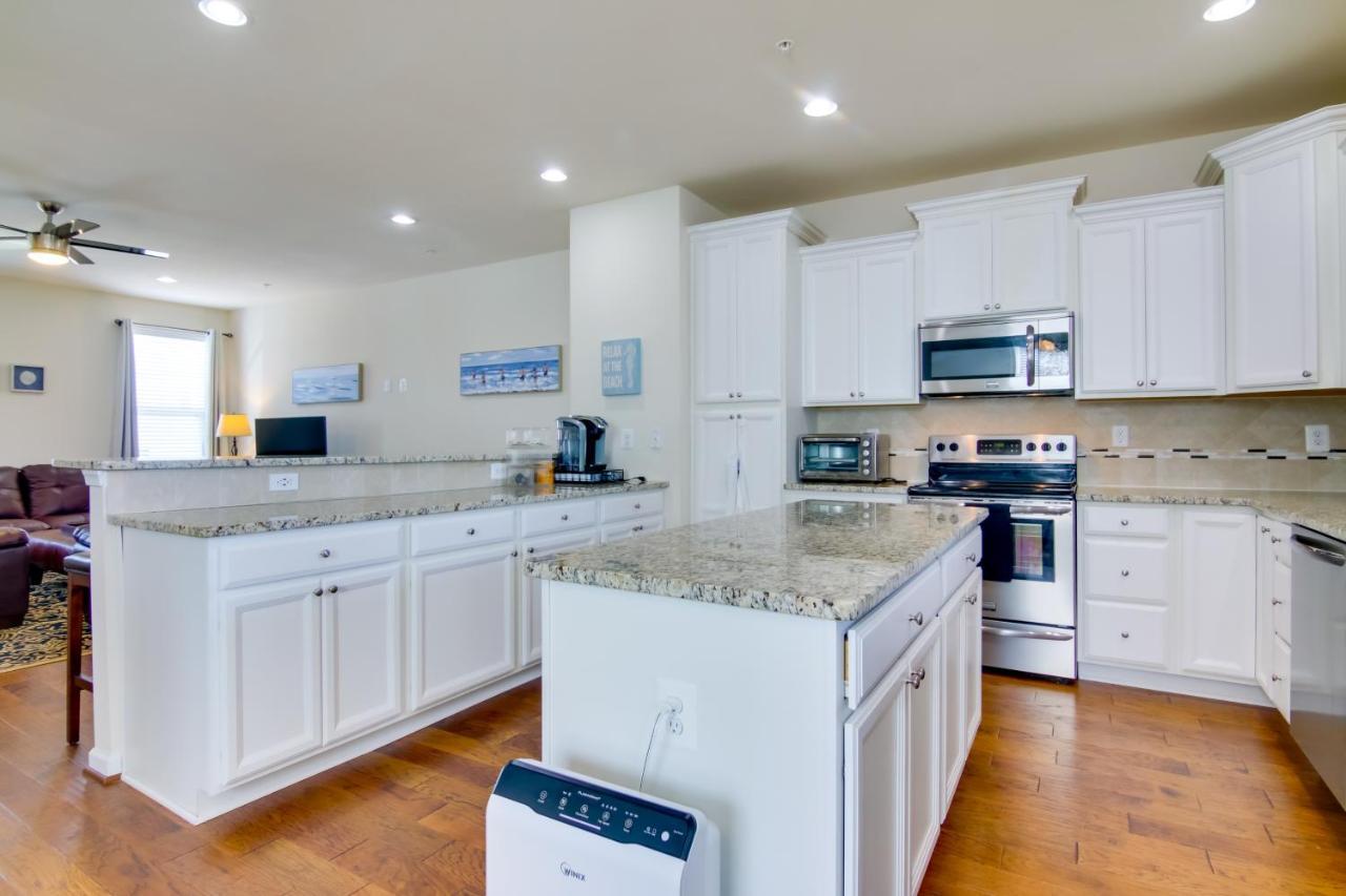 Luxury Ocean City Retreat With Beautiful Bay Views Exterior photo