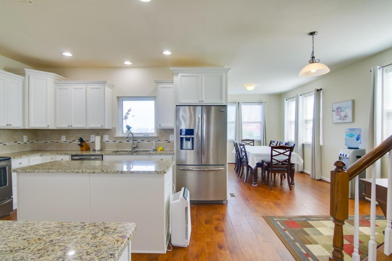 Luxury Ocean City Retreat With Beautiful Bay Views Exterior photo